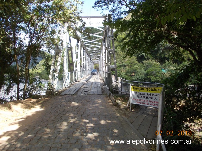 Foto: Puente sobre rio Itajai - Lontras (Santa Catarina), Brasil