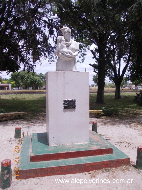 Foto: Monumento a la Madre - Altamirano (Buenos Aires), Argentina