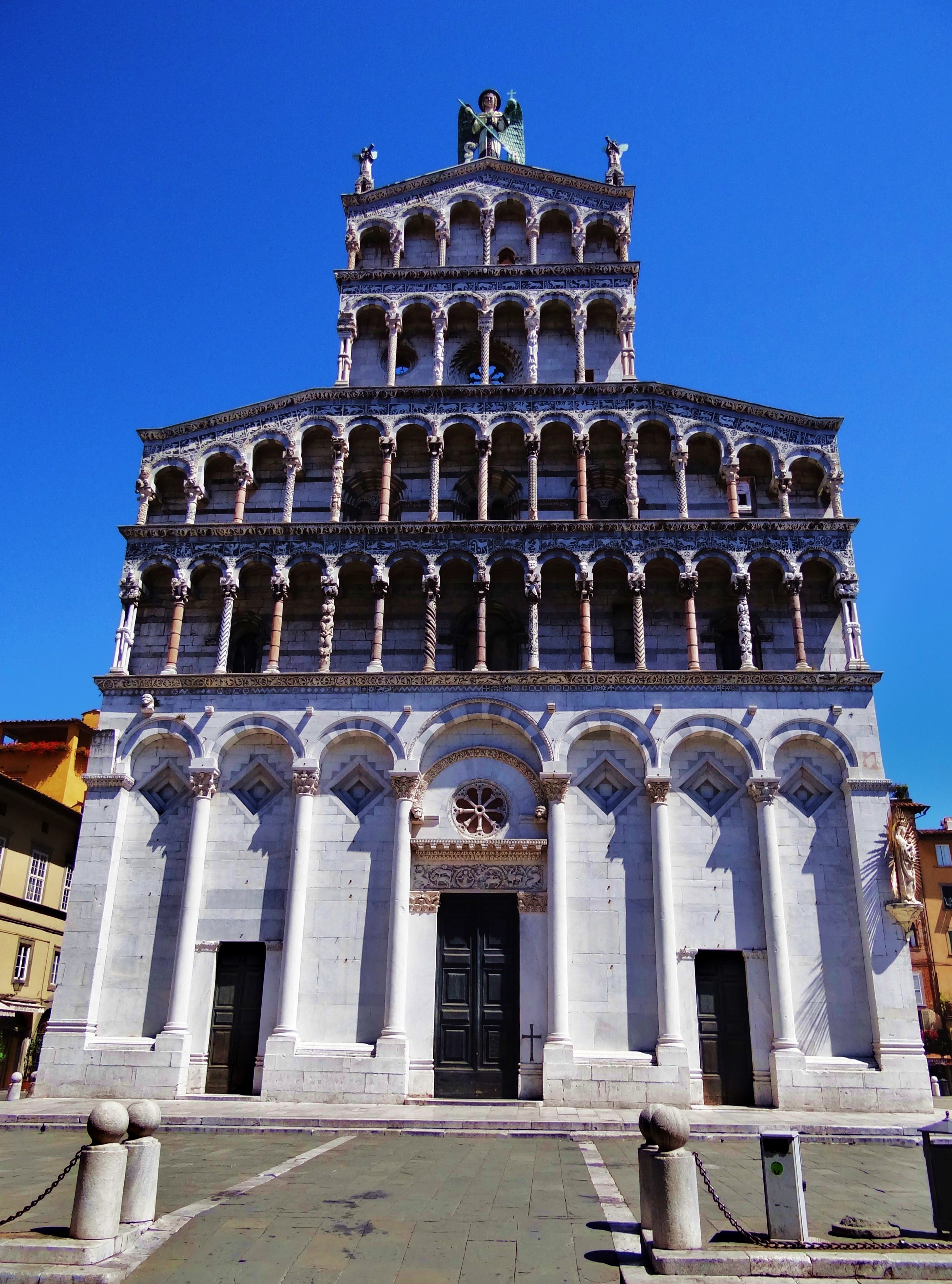 Foto: Chiesa di San Michele in Foro - Lucca (Tuscany), Italia