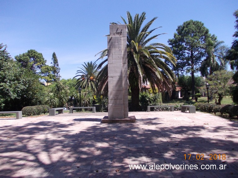 Foto: Monumento Coronel Vilela - Tigre (Buenos Aires), Argentina