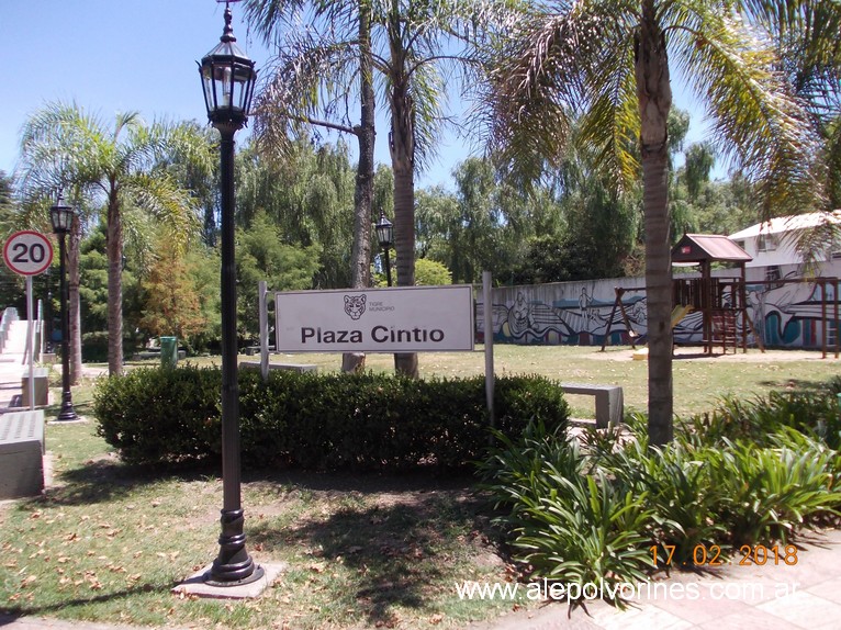 Foto: Plaza Cintio - Tigre (Buenos Aires), Argentina