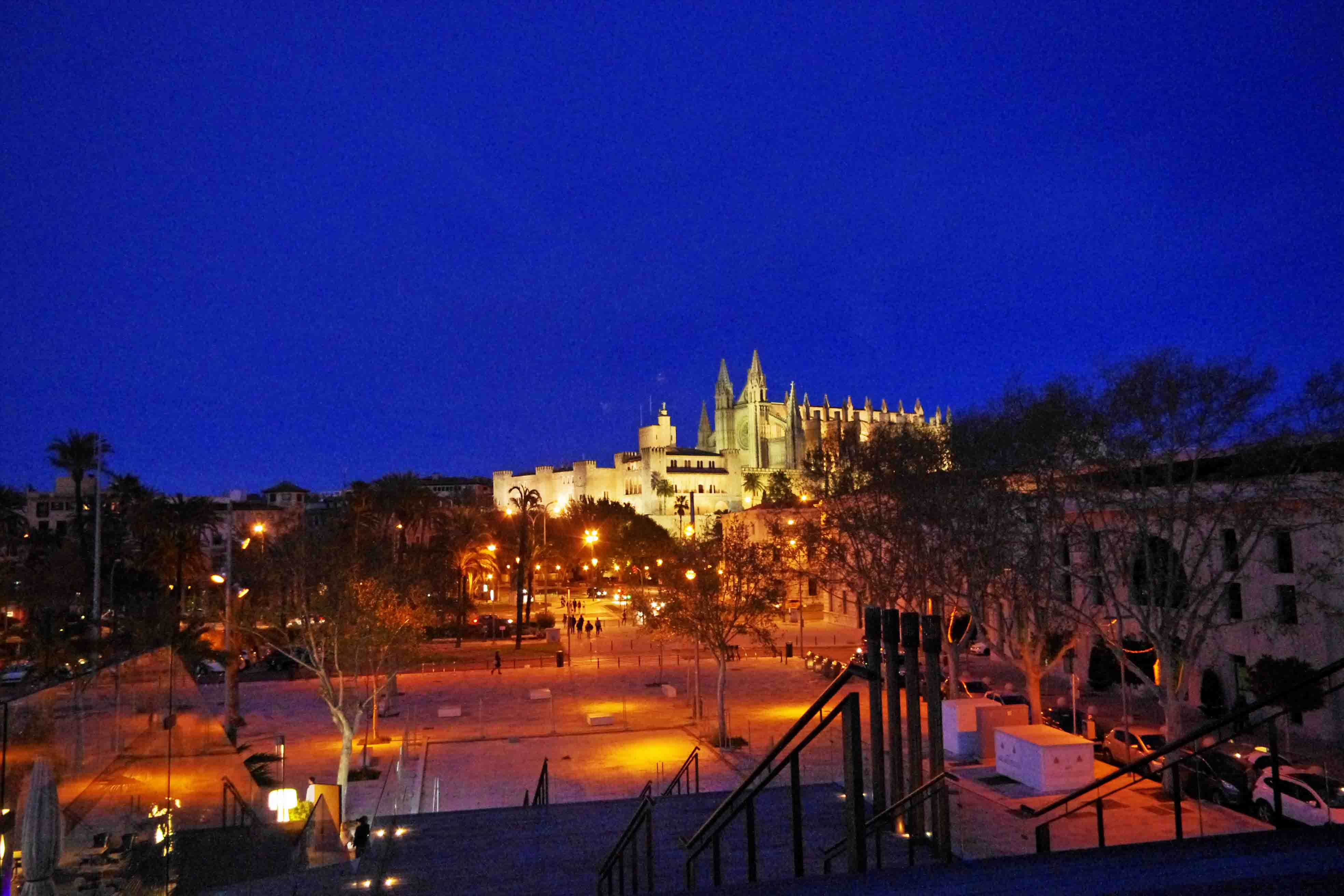 Foto: La catedral se noche - Palma (Illes Balears), España