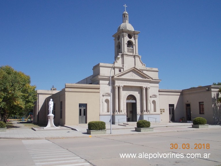 Foto: Iglesia Santa Rosa de Lima - General Levalle (Córdoba), Argentina