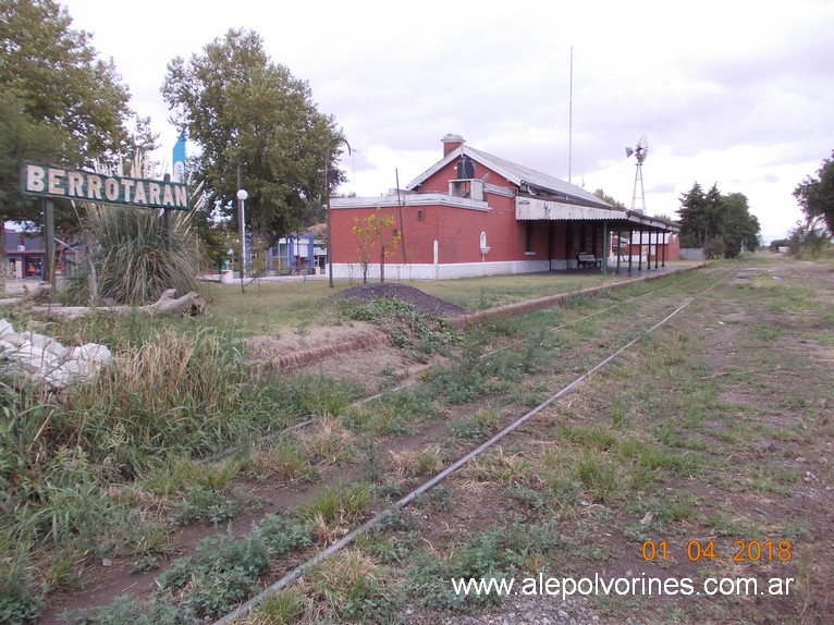 Foto: Estacion Berrotarán - Berrotarán (Córdoba), Argentina