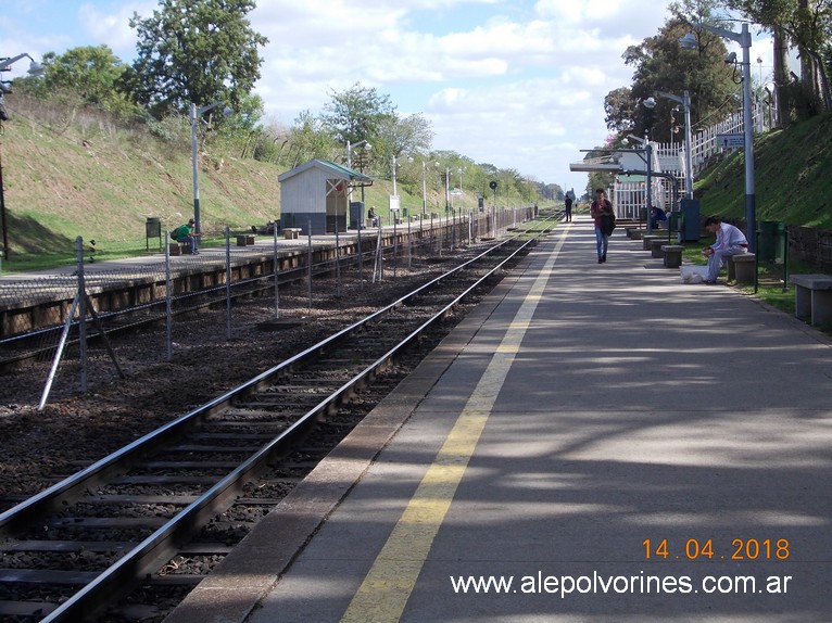 Foto: Estacion Vicealmirante Montes - Don Torcuato (Buenos Aires), Argentina