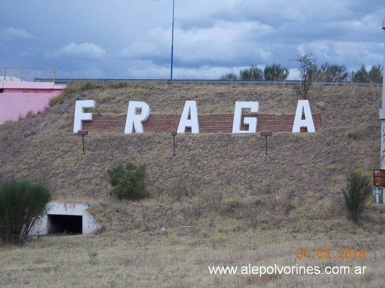 Foto: Acceso a Fraga - Fraga (San Luis), Argentina