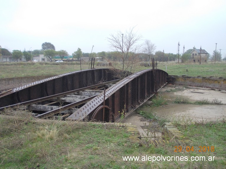 Foto: Estacion Carhue mesa giratoria - Carhue (Buenos Aires), Argentina