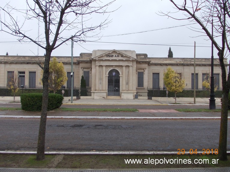 Foto: Escuela - Carhue (Buenos Aires), Argentina
