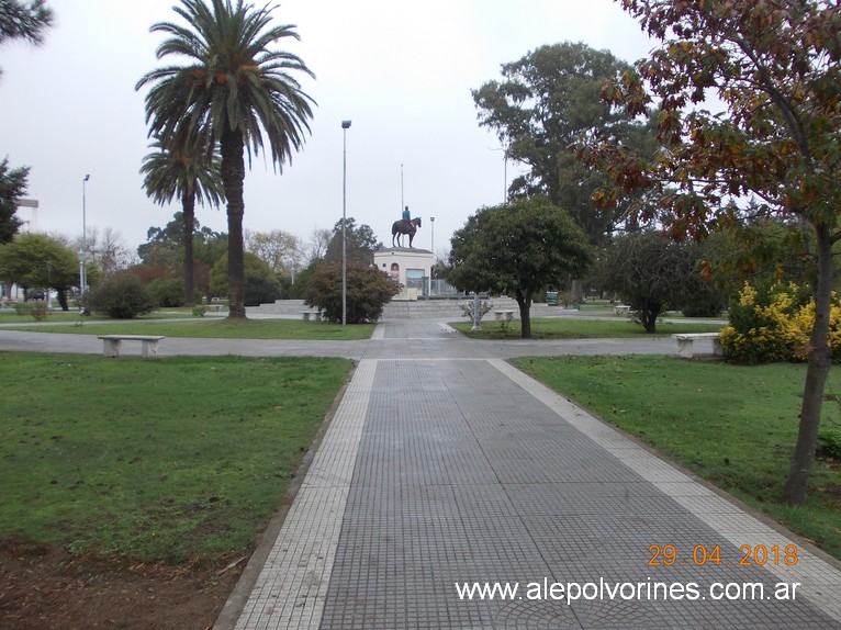 Foto: Plaza Nicolas Levalle - Carhue (Buenos Aires), Argentina