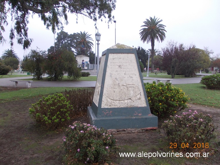 Foto: Plaza Nicolas Levalle - Carhue (Buenos Aires), Argentina