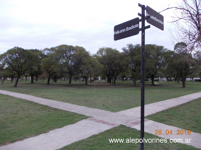 Foto: Plaza Pasman - Pasman (Buenos Aires), Argentina