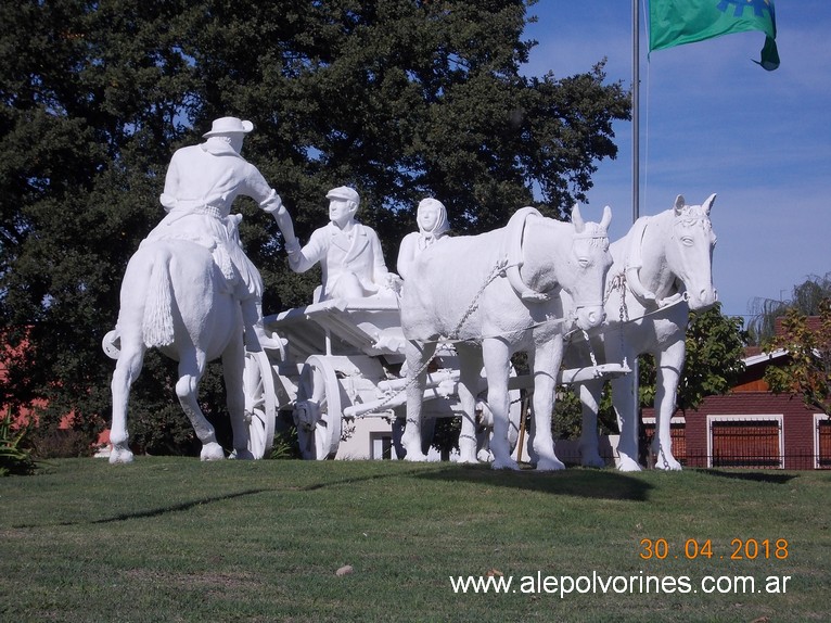 Foto: Rivera, Monumento a los primeros pobladores - Rivera (Buenos Aires), Argentina