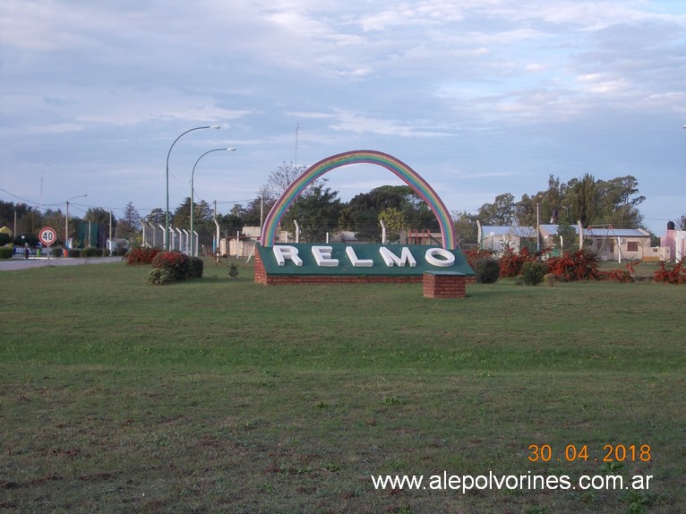 Foto: Acceso a Relmo - Relmo (La Pampa), Argentina