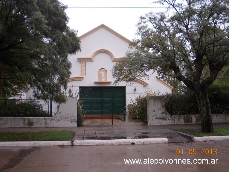 Foto: Iglesia Bernardo Larroude - Bernardo Larroude (La Pampa), Argentina