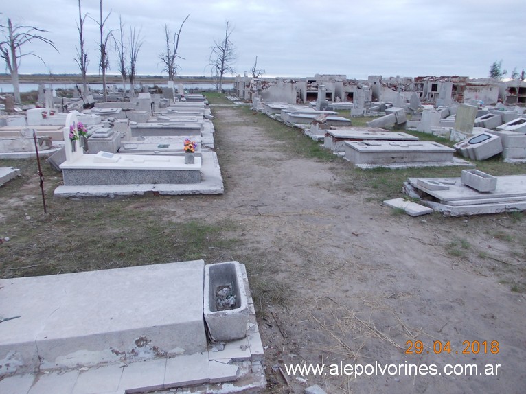 Foto: Cementerio de Carhue - Carhue (Buenos Aires), Argentina
