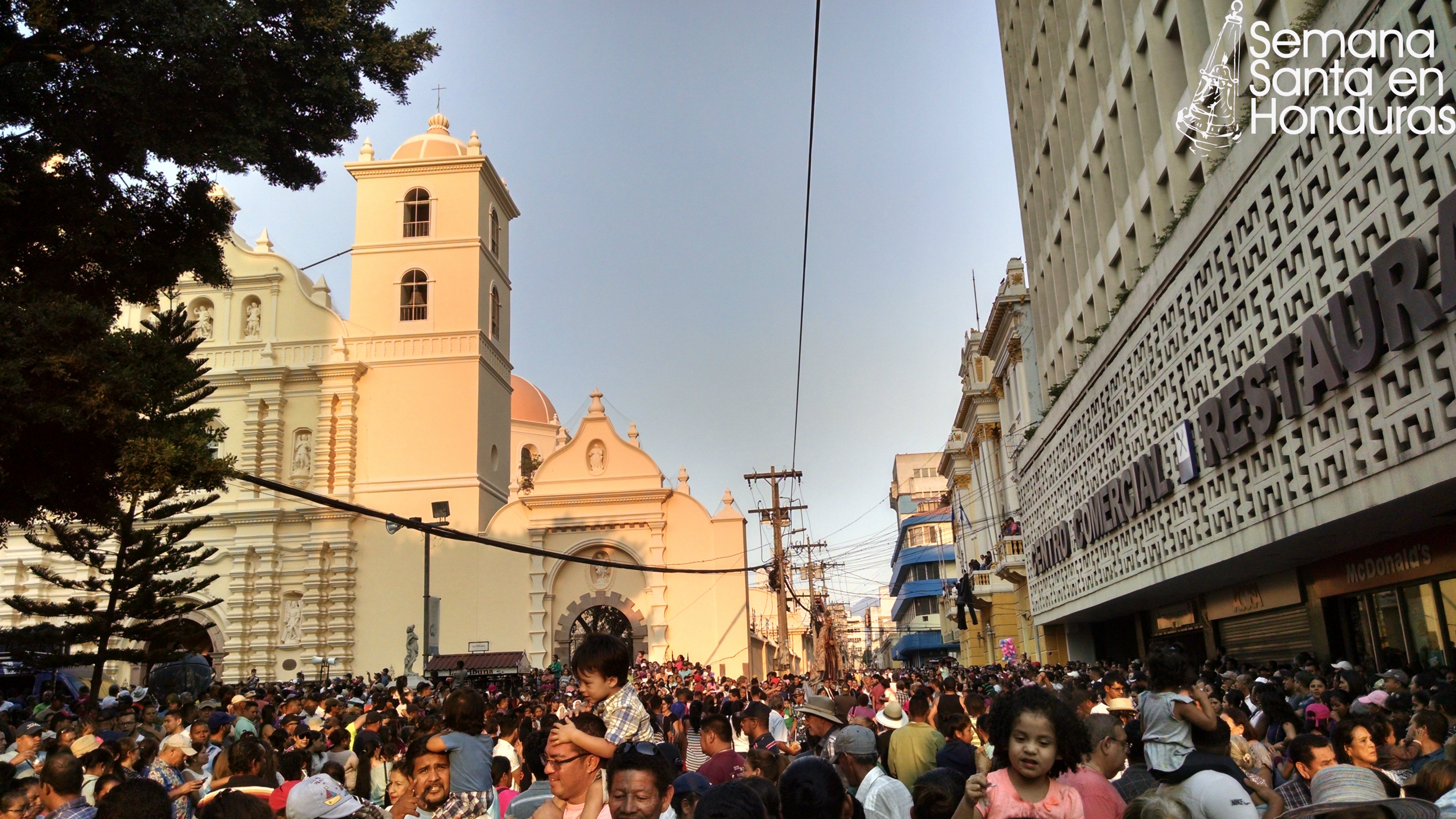 Foto: Viernes Santo en Tegucigalpa - Tegucigalpa (Francisco Morazán), Honduras