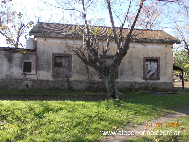 Foto: Estacion Vucetich - Tortuguitas (Buenos Aires), Argentina