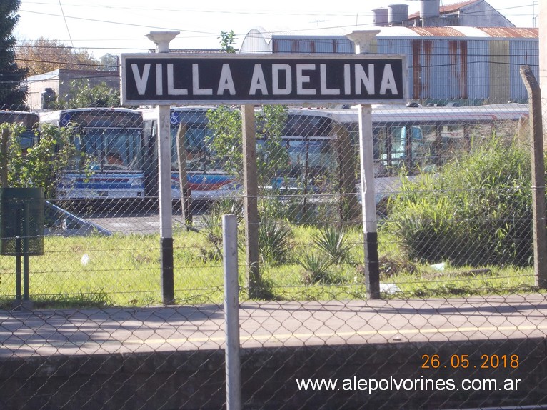 Foto: Estacion Villa Adelina - Villa Adelina (Buenos Aires), Argentina
