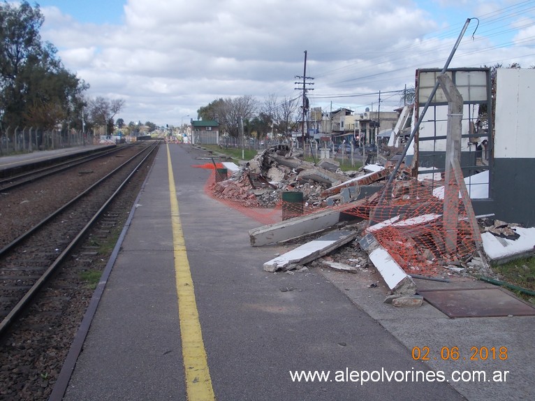 Foto: Estacion Tierras Altas - Grand Bourg (Buenos Aires), Argentina