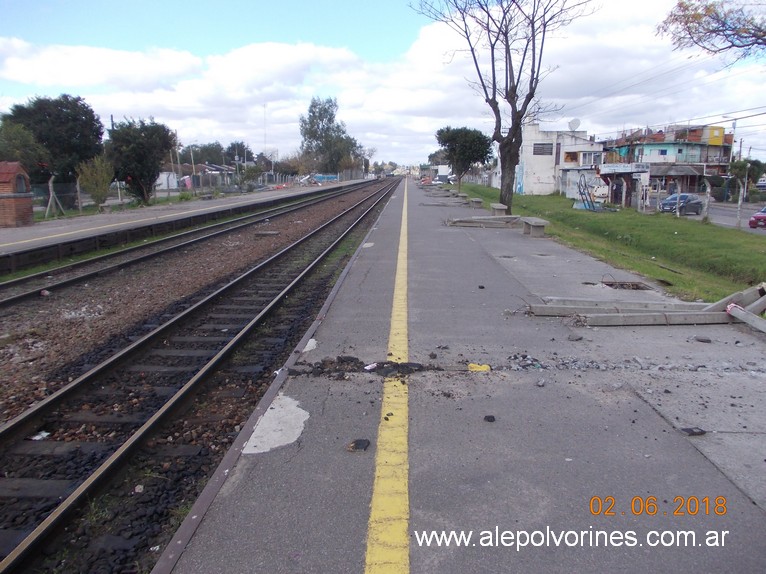 Foto: Estacion Tierras Altas - Grand Bourg (Buenos Aires), Argentina