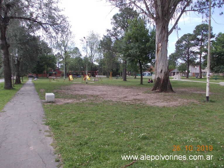 Foto: Maquinista Savio - Plaza Solares del Norte - Escobar (Buenos Aires), Argentina