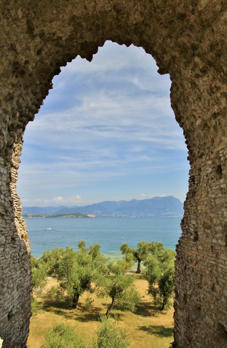 Foto: Gruta de Cátulo - Sirmione (Lombardy), Italia