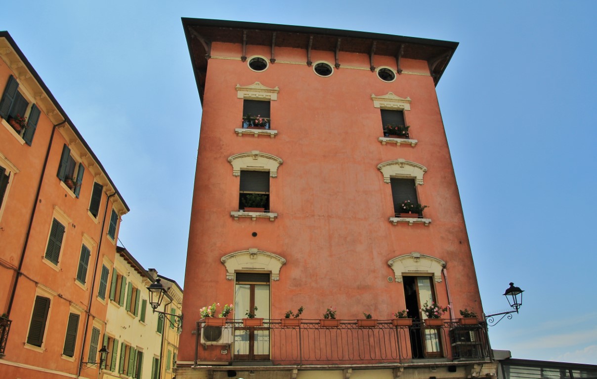 Foto: Centro histórico - Peschiera del Garda (Veneto), Italia