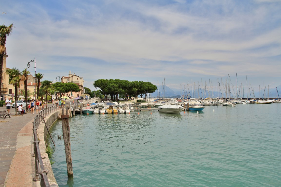 Foto: Centro histórico - Desenzano di Garda (Lombardy), Italia