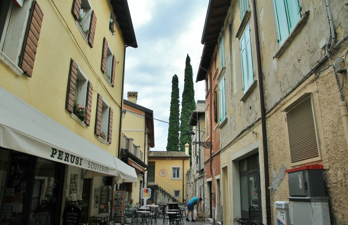 Foto: Centro histórico - Bardolino (Veneto), Italia