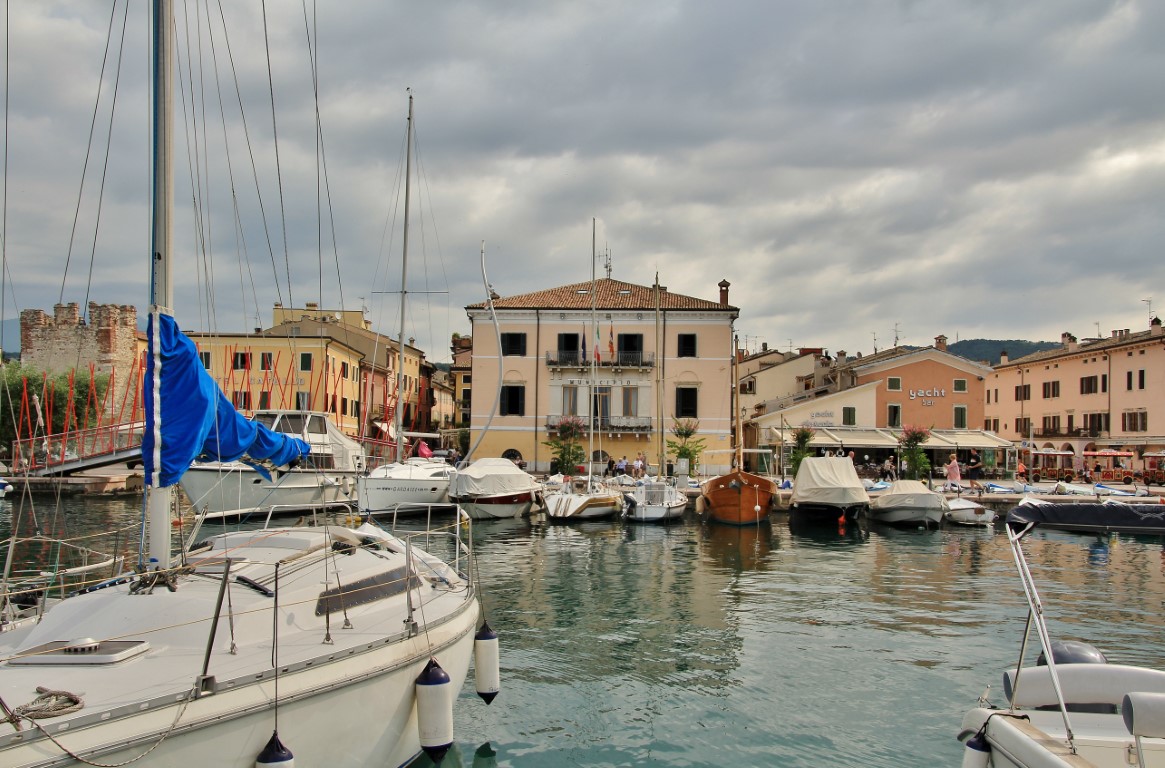Foto: Puerto - Bardolino (Veneto), Italia