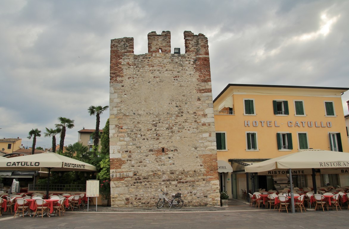 Foto: Centro histórico - Bardolino (Veneto), Italia