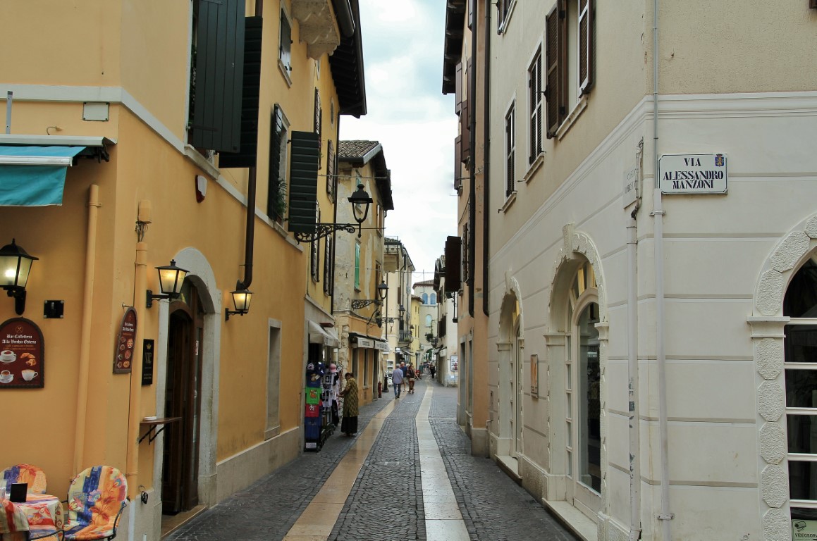 Foto: Centro histórico - Bardolino (Veneto), Italia