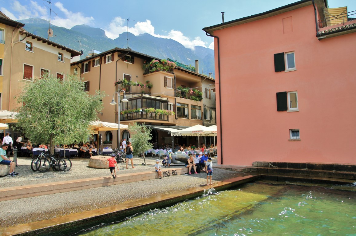 Foto: Puerto - Malcesine (Veneto), Italia