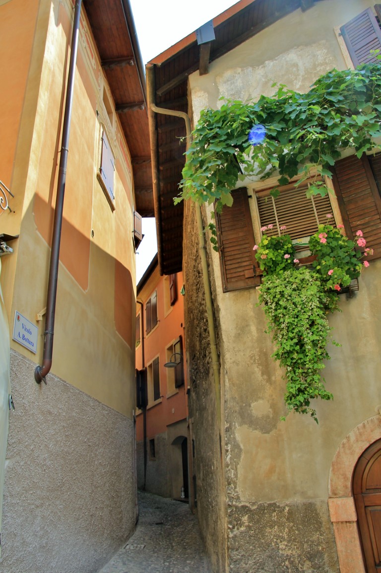 Foto: Centro histórico - Malcesine (Veneto), Italia