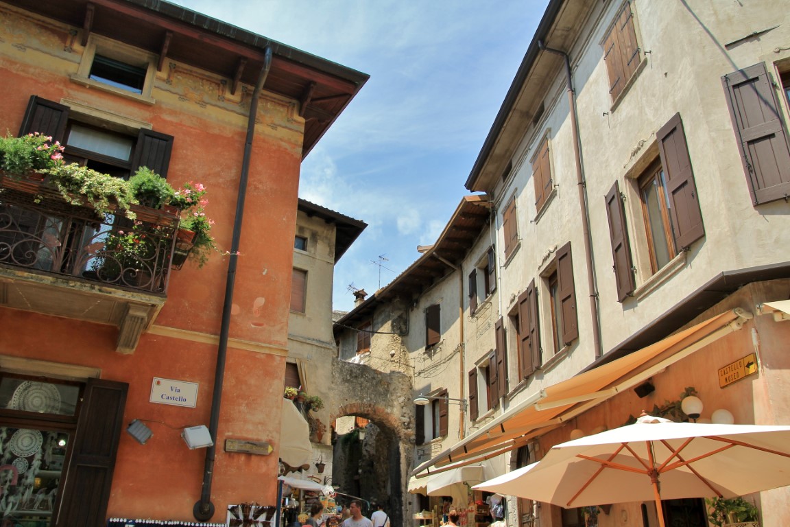 Foto: Centro histórico - Malcesine (Veneto), Italia