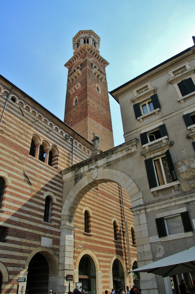 Foto: Plaza dei Signori - Verona (Veneto), Italia