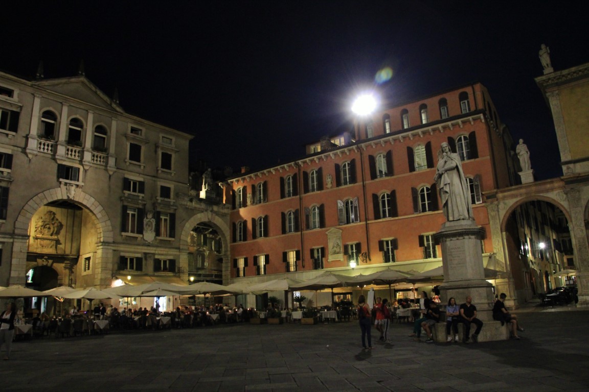 Foto: Plaza dei Signori - Verona (Veneto), Italia