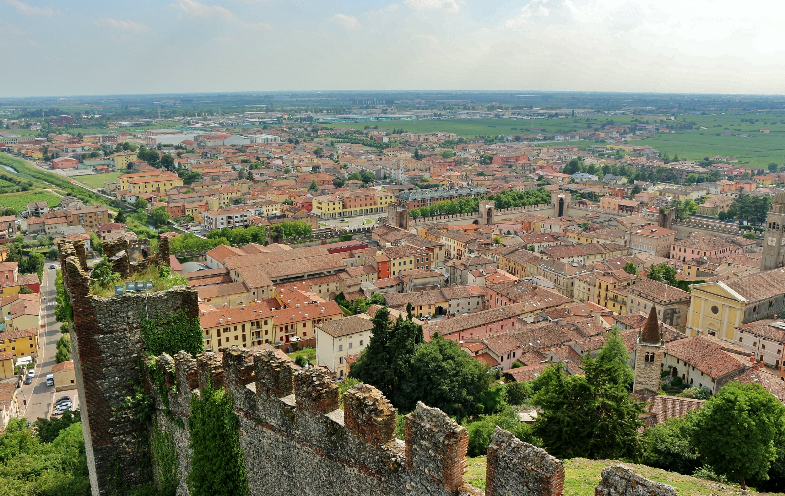 Foto: Vistas desde el castillo - Soave (Veneto), Italia