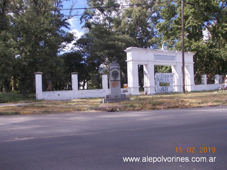 Foto: Monolito en Casilda - Casilda (Santa Fe), Argentina