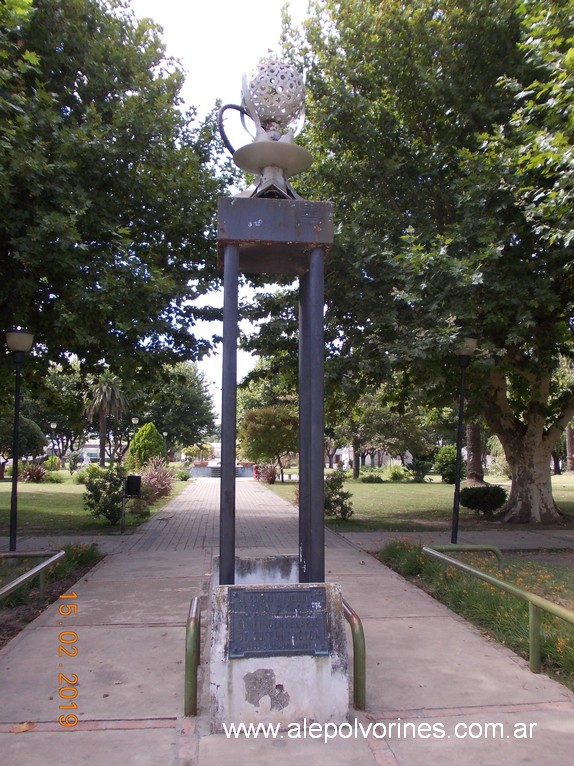 Foto: Monumento Centenario de Sanford - Sanford (Santa Fe), Argentina