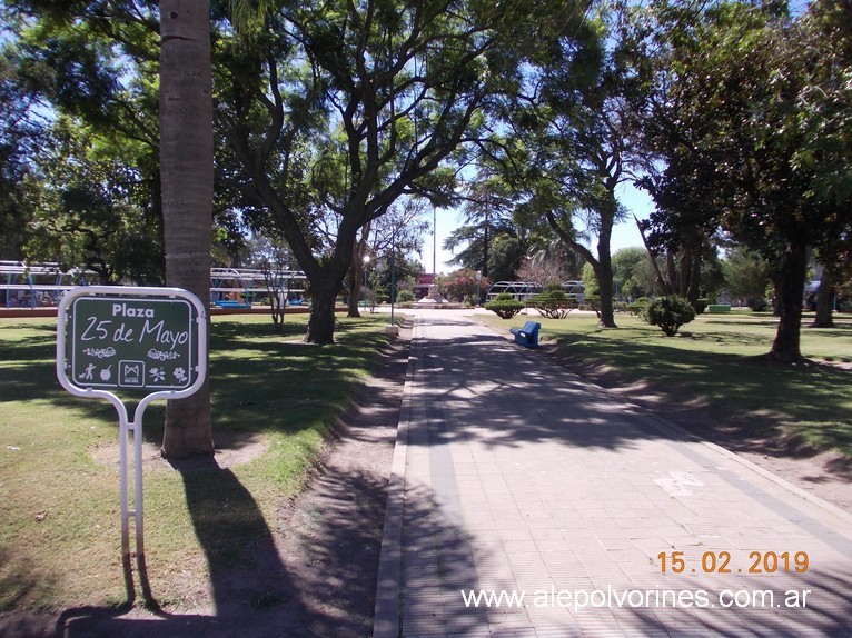Foto: Plaza 25 de Mayo Corral de Bustos - Corral De Bustos (Córdoba), Argentina