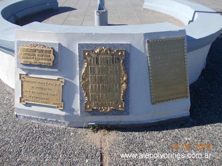 Foto: Plaza de Winifreda - Winifreda (La Pampa), Argentina