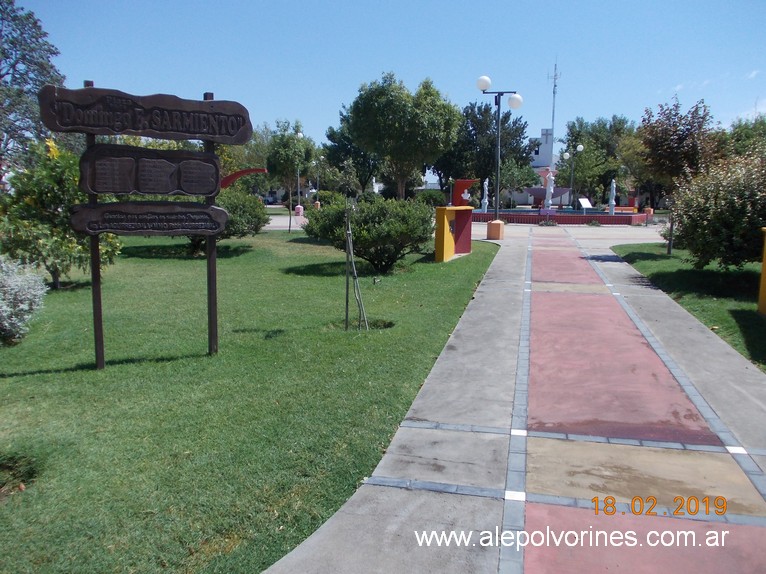 Foto: Plaza de Alpachiri - Alpachiri (La Pampa), Argentina