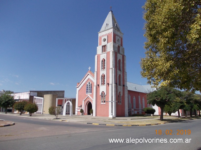 Foto: Iglesia de Darragueira - Darragueira (Buenos Aires), Argentina