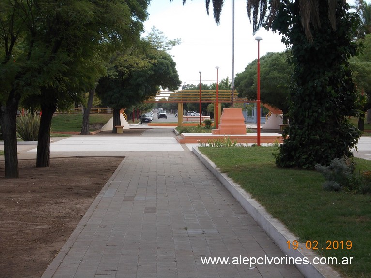 Foto: Plaza de Gral San Martin, La Pampa - General San Martin (La Pampa), Argentina