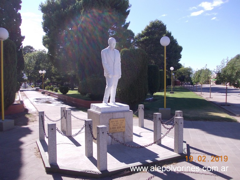 Foto: Plaza de Jacinto Arauz - Jacinto Arauz (La Pampa), Argentina