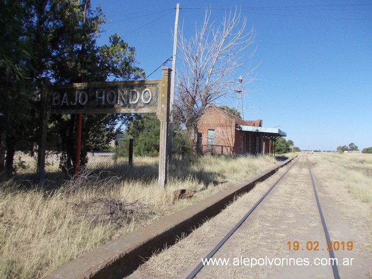 Foto: Estacion Bajo Hondo - Bajo Hondo (Buenos Aires), Argentina