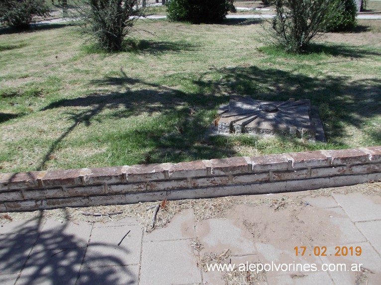 Foto: Punto Nodal del IGM en Unanue - Unanue (La Pampa), Argentina