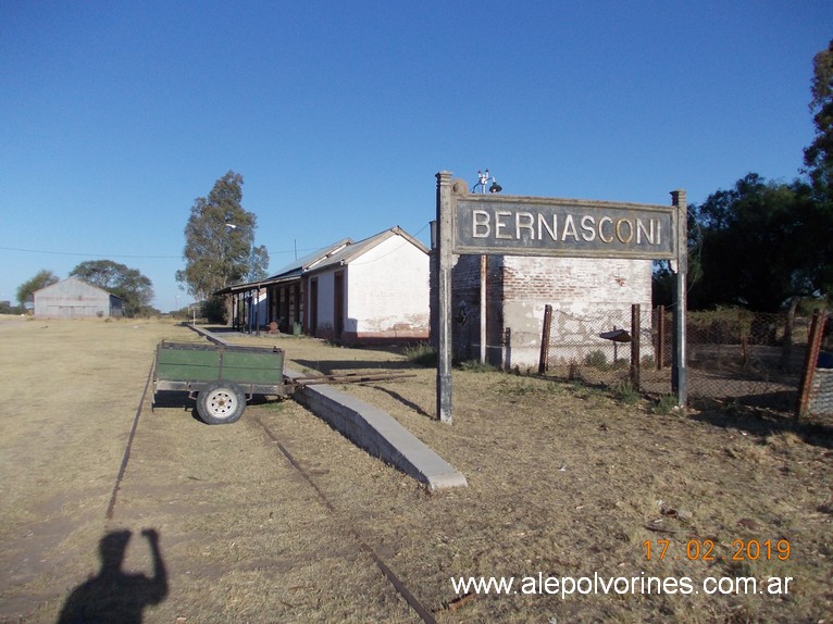 Foto: Estacion Bernasconi - Bernasconi (La Pampa), Argentina