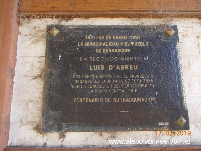 Foto: Estacion Bernasconi - Bernasconi (La Pampa), Argentina